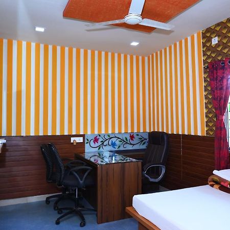 P P Lodging Mangvadi Exterior foto