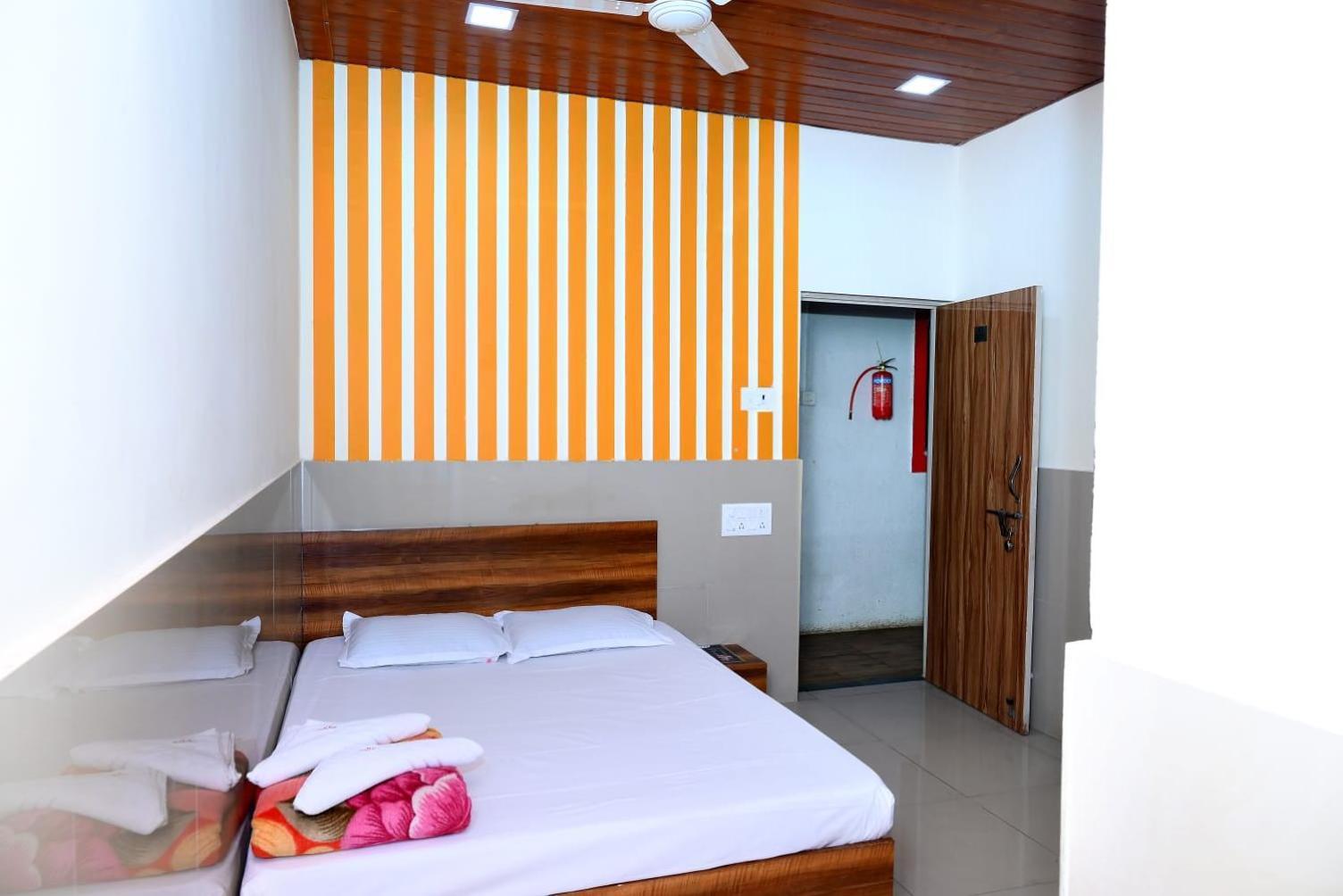 P P Lodging Mangvadi Exterior foto